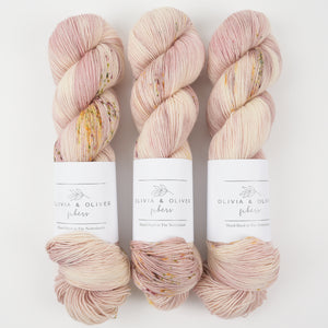 OLIVIA BFL - APPLE BLOSSOM