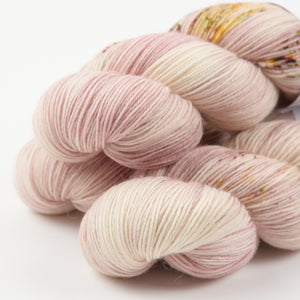 OLIVIA BFL - APPLE BLOSSOM