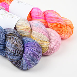 WESTKNITS KIT - LOVE YARN KIT