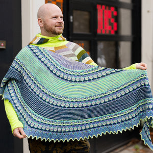 WESTKNITS NO. 13 FIVE-COLOR CONTRAST SHAWLS