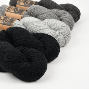 PAINTING TRIANGLES SWEATER - DRAWING IN CHARCOAL