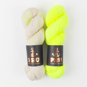 Punk Rock Unicorn WESTKNITS KIT - BRIGHT SUNSHINE Merino wool Nylon Fingering beige neon Westknits Kits