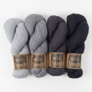 West Wool BUBBLY BLOSSOMS BLANKET - GREY MARINIÈRE Merino wool DK Westknits Kits