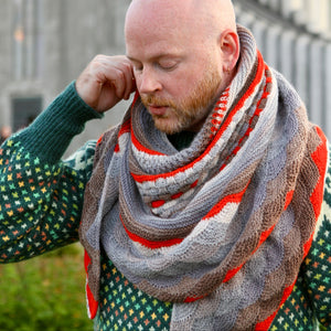 WESTKNITS KIT - RED SHEEP