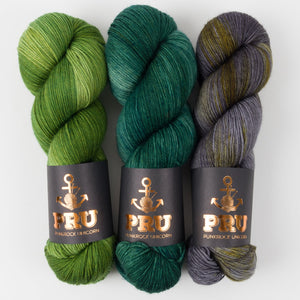 Punk Rock Unicorn WESTKNITS KIT - MOSSY FOREST Merino wool Nylon Fingering green Westknits Kits