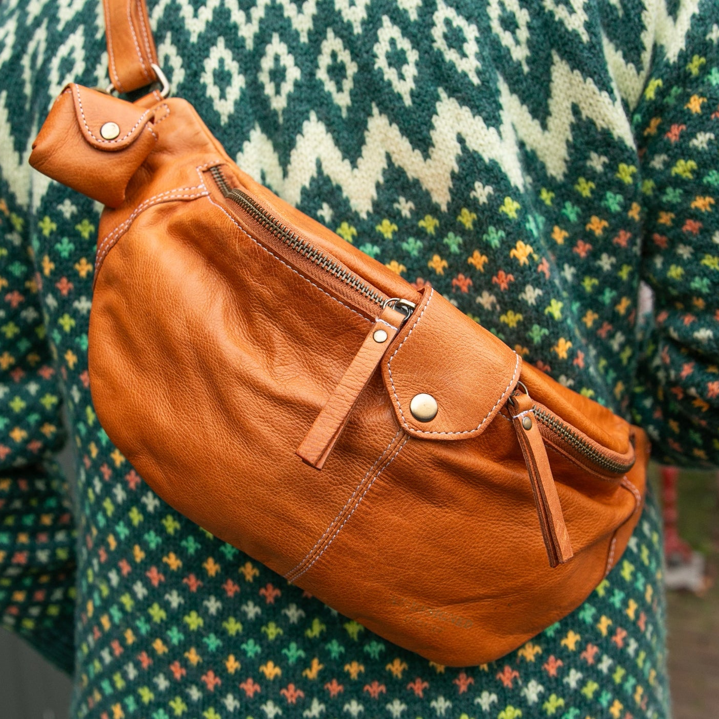 Re:Designed Project 95 — Leather Knitting Belt Bag & Crossbody Bum