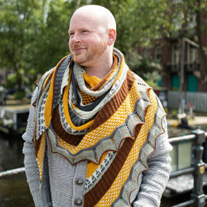 WESTKNITS NO. 13 FIVE-COLOR CONTRAST SHAWLS