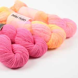 SCREAMING PINK