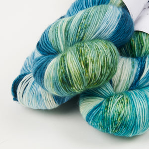 SINGLE MERINO - RADIANT PEACOCK