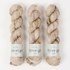 SYSLERIGET SINGLES - FIREFLIES IN THE DARK