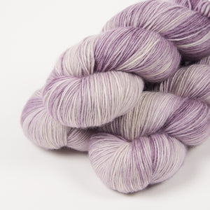 SINGLE MERINO - GARLIC FLOWER