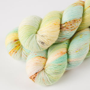 SKINNY SINGLES - GRASSHOPPER