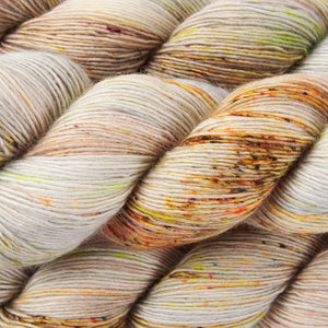 SKINNY SINGLES - SOLITUDE