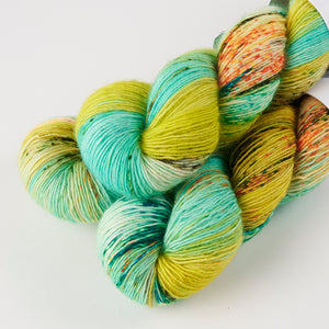 SKINNY SINGLES - TREE FROG