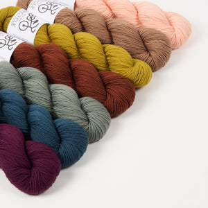 WESTKNITS KIT - AUTUMN FLOWERS