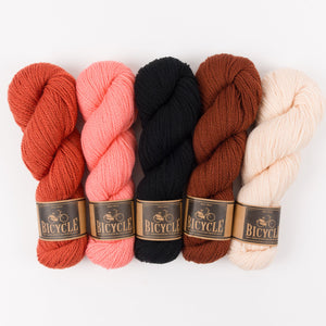 West Wool KARDEMUMMA PEACHES Merino wool Fingering Quick Kits