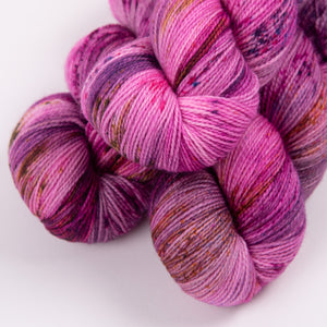 HIGH TWIST SOCK - WILD ROSEBAY