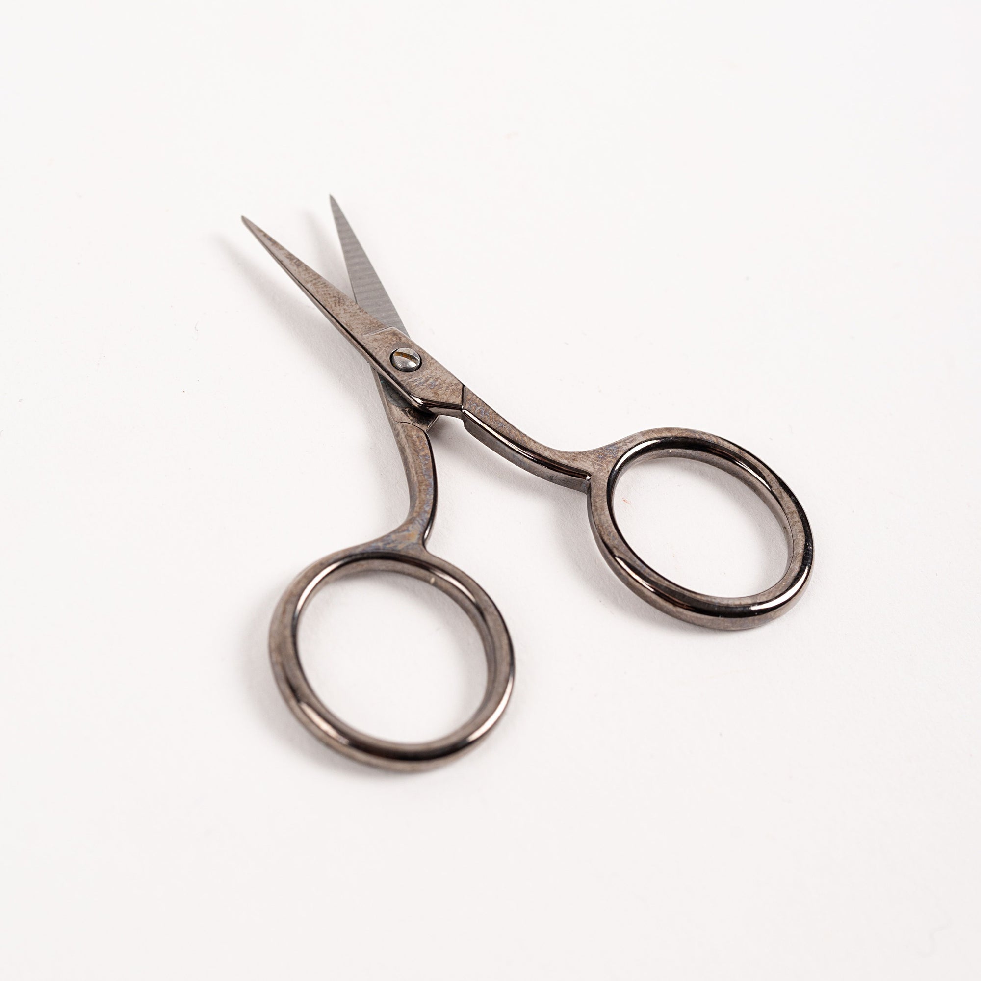 FINE POINT EMBROIDERY SCISSORS