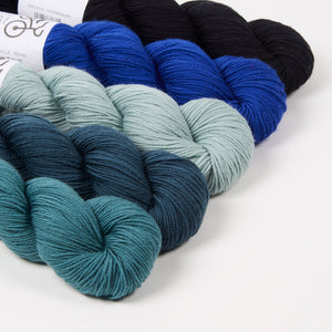 WESTKNITS KIT - FLOATING AROUND