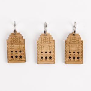 SMALL AMSTERDAM HOUSE NEEDLE GAUGE