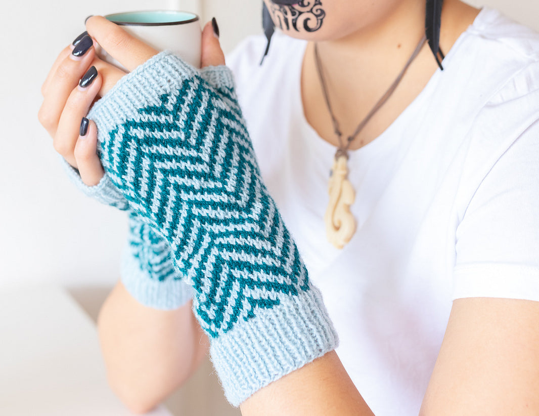 KOHA MITTS