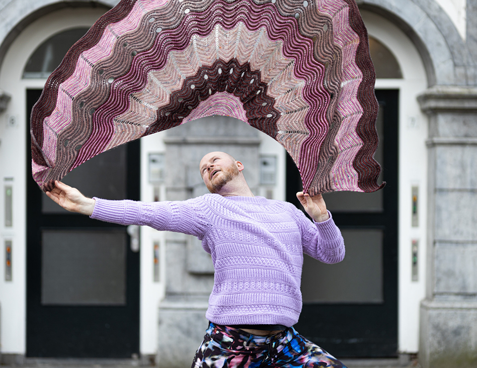 STRIATION VALLEY SHAWL
