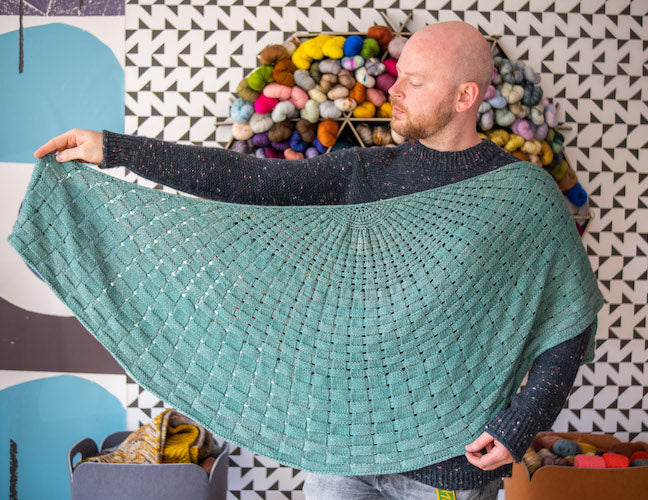 THE BASKETWEAVER SHAWL
