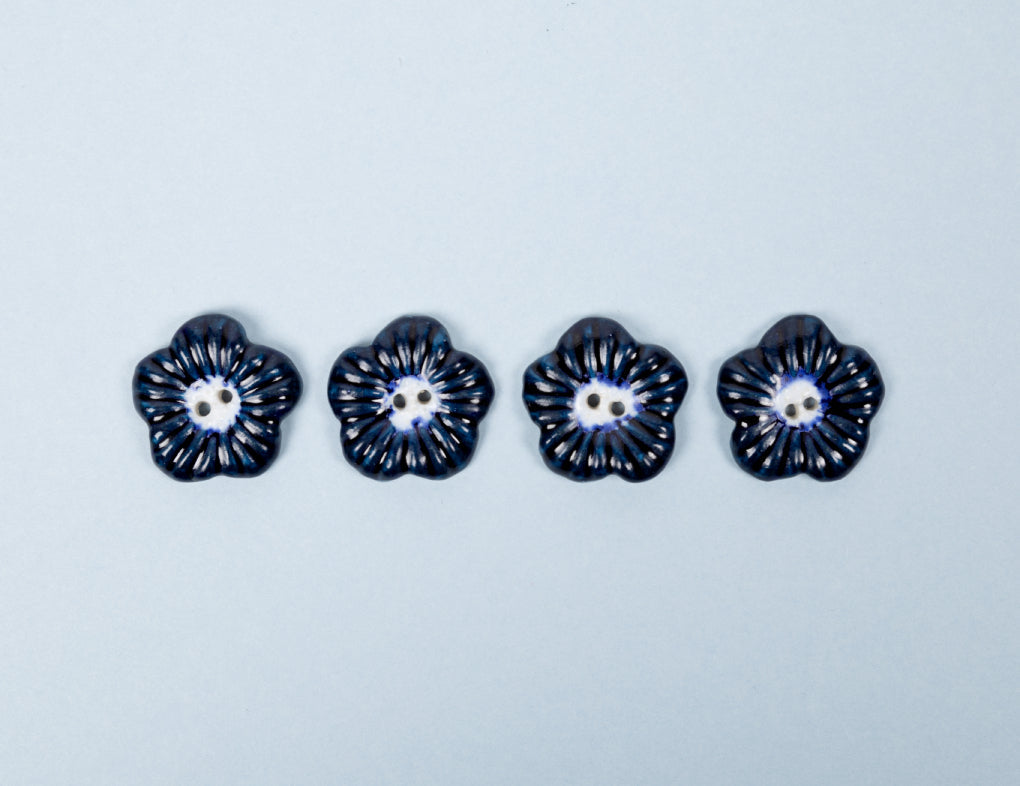 KNITTING ACCESSORIES