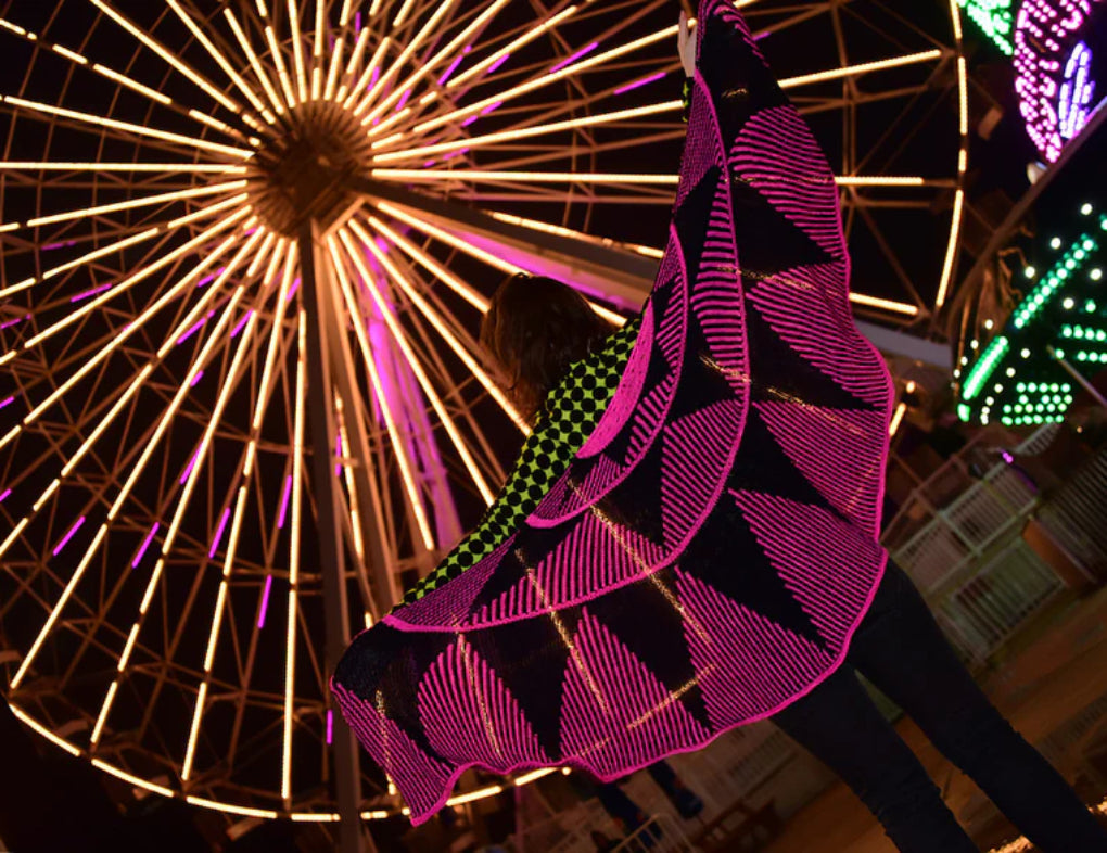 FERRIS WHEEL SHAWL
