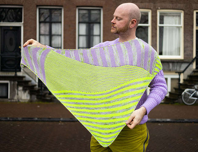STRIPEOMETRY SHAWL