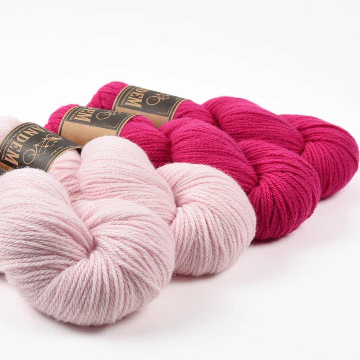 WESTKNITS KIT - PINK AND PINKER