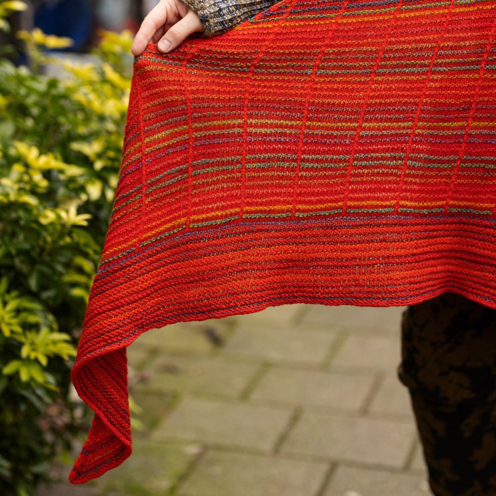 WESTKNITS SAMPLE - RED BOTANIC SHAWL