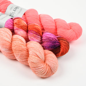 WESTKNITS KIT - CORAL PARTY