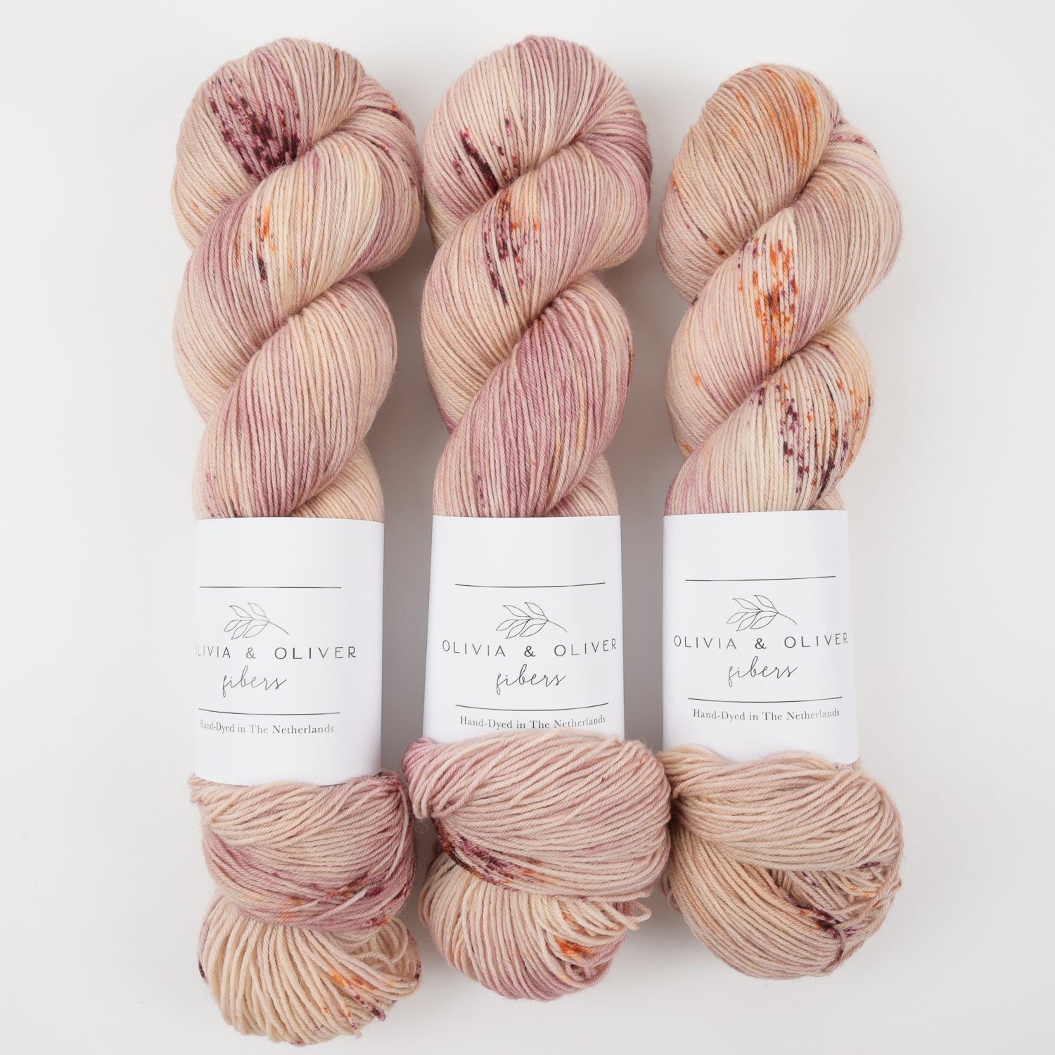 Olivia & Oliver OLIVIA BFL - ANTIQUE ROSE BFL Wool Blue Faced Leicester Fingering pink Yarn