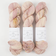 Olivia & Oliver OLIVIA BFL - APPLE BLOSSOM BFL Wool Blue Faced Leicester Fingering pink Yarn