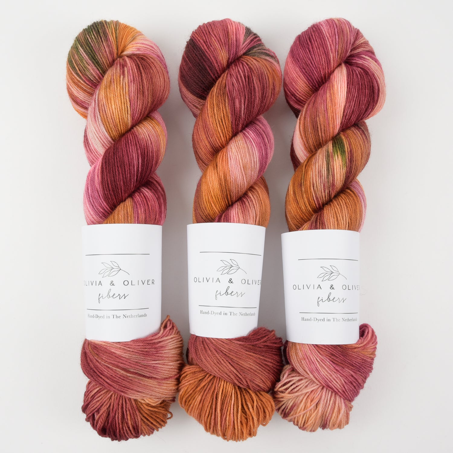 Olivia & Oliver OLIVIA BFL - AUTUMN LEAVES BFL Wool Blue Faced Leicester Fingering red orange Yarn