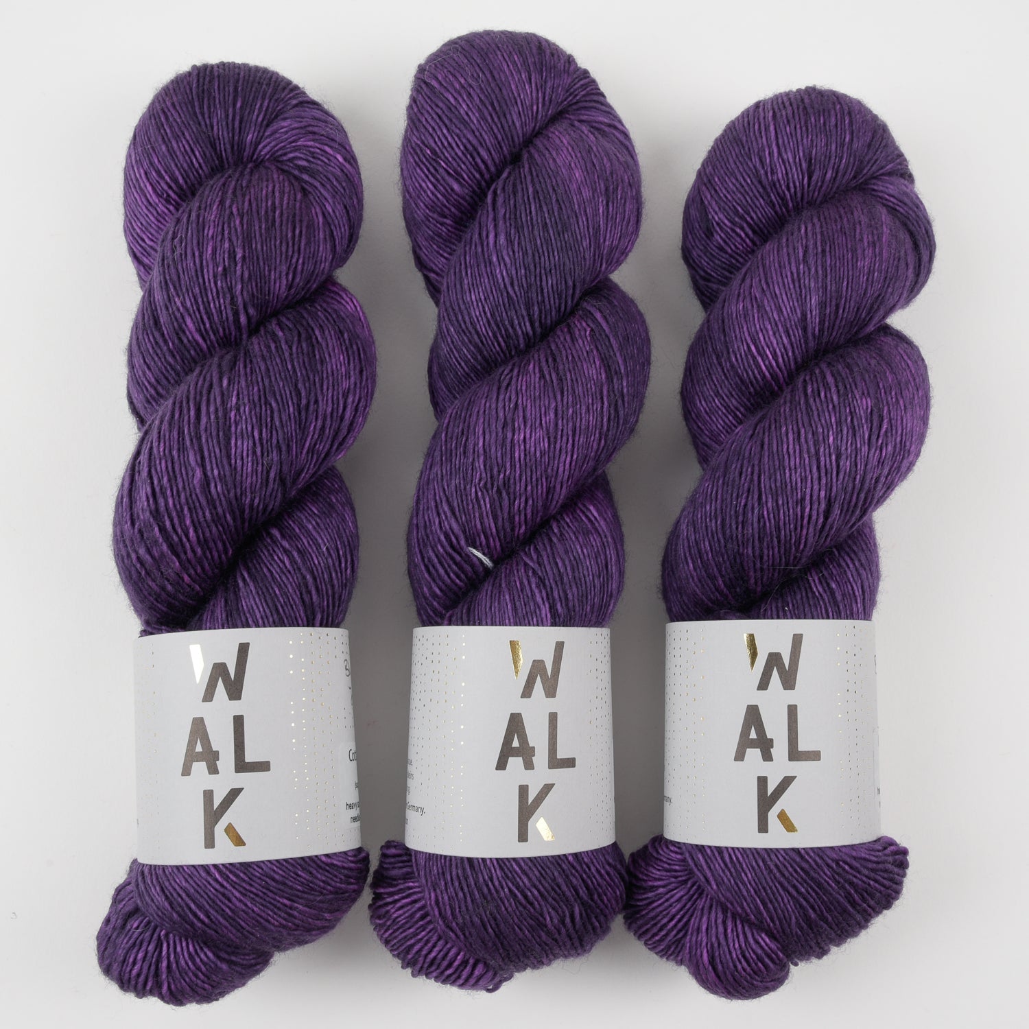 WALK Collection COTTAGE MERINO - BLUEBERRY JUICE Merino wool Fingering purple Yarn