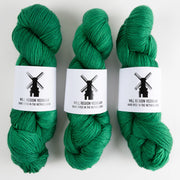 Bresni's Wool BRESNI'S MERINO - APPELBOOM Merino wool Nylon Fingering green Yarn