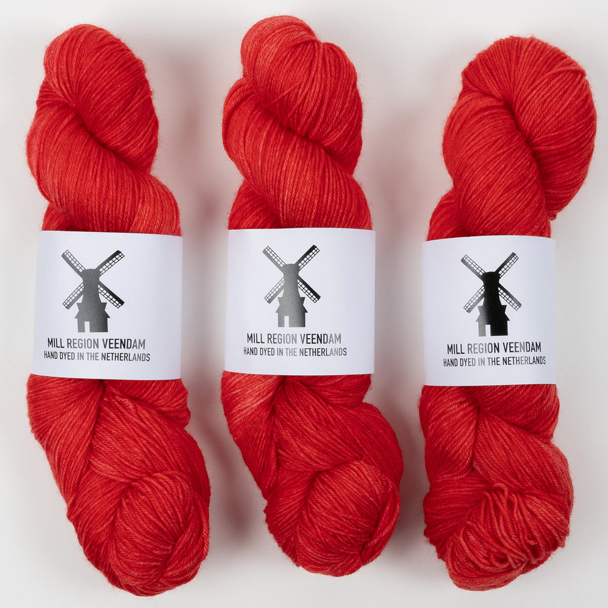 Bresni's Wool BRESNI'S MERINO - GO GO RED Merino wool Nylon Fingering red Yarn