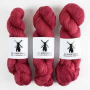 Bresni's Wool BRESNI'S MERINO - QUEEN OF NIGHT Merino wool Nylon Fingering red Yarn