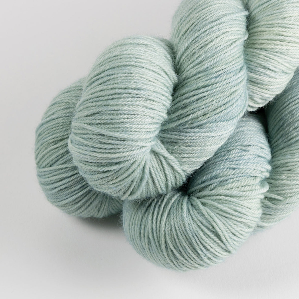 BRESNI&#39;S MERINO - SILVER CLOUD