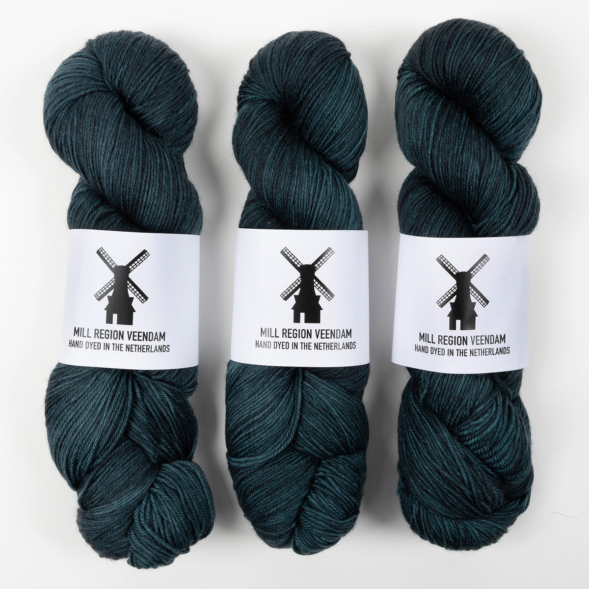 Bresni's Wool BRESNI'S MERINO - WINDJAMMER Merino wool Nylon Fingering blue Yarn
