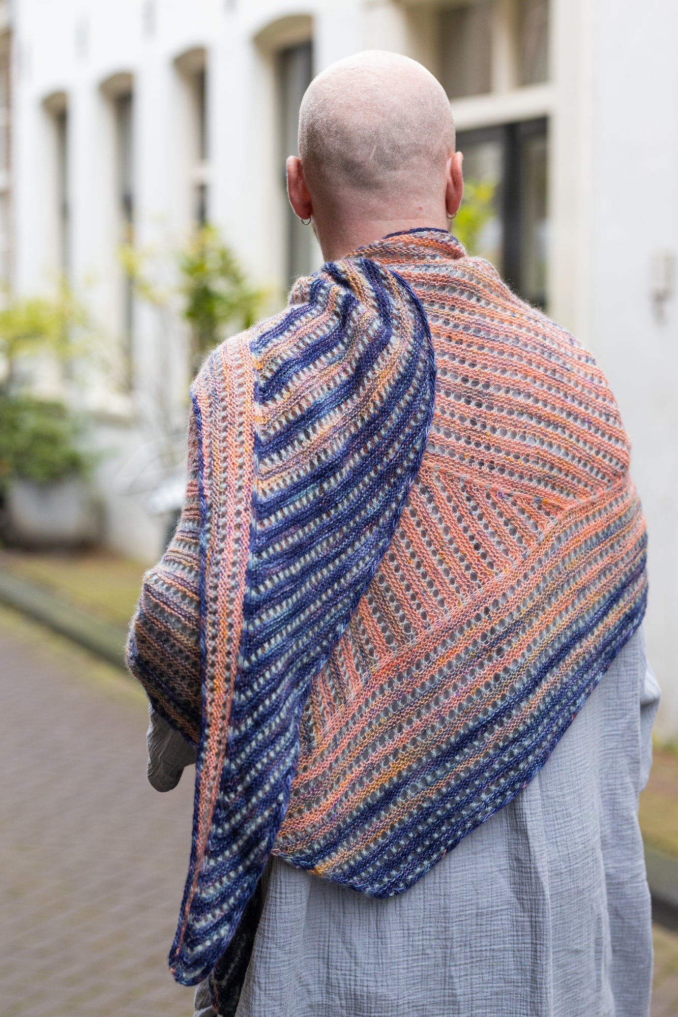 BARCELONA BREEZE SHAWL PATTERN