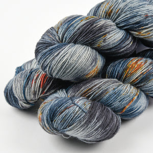 BIRDSTREET BFL - PEBBLES ON A BEACH