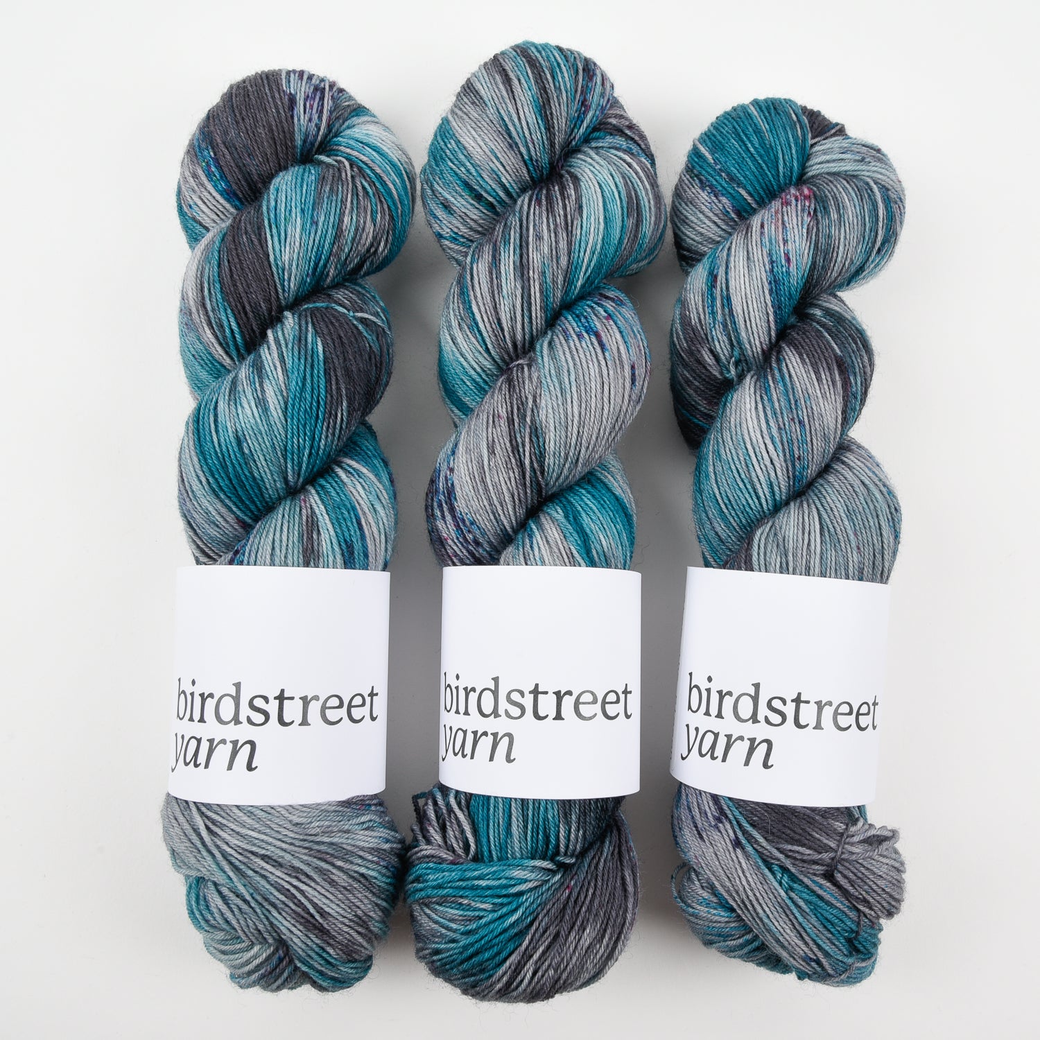 Birdstreet Yarn BIRDSTREET BFL - STOP THE PIGEON BFL Wool Blue Faced Leicester Nylon Fingering grey blue Yarn