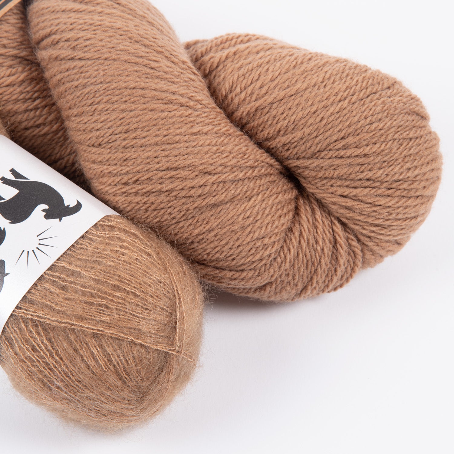 BISCUIT MOHAIR MATCH FOUR DK