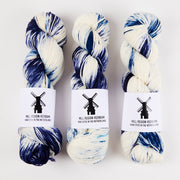 Bresni's Merino - Royal Wallpaper