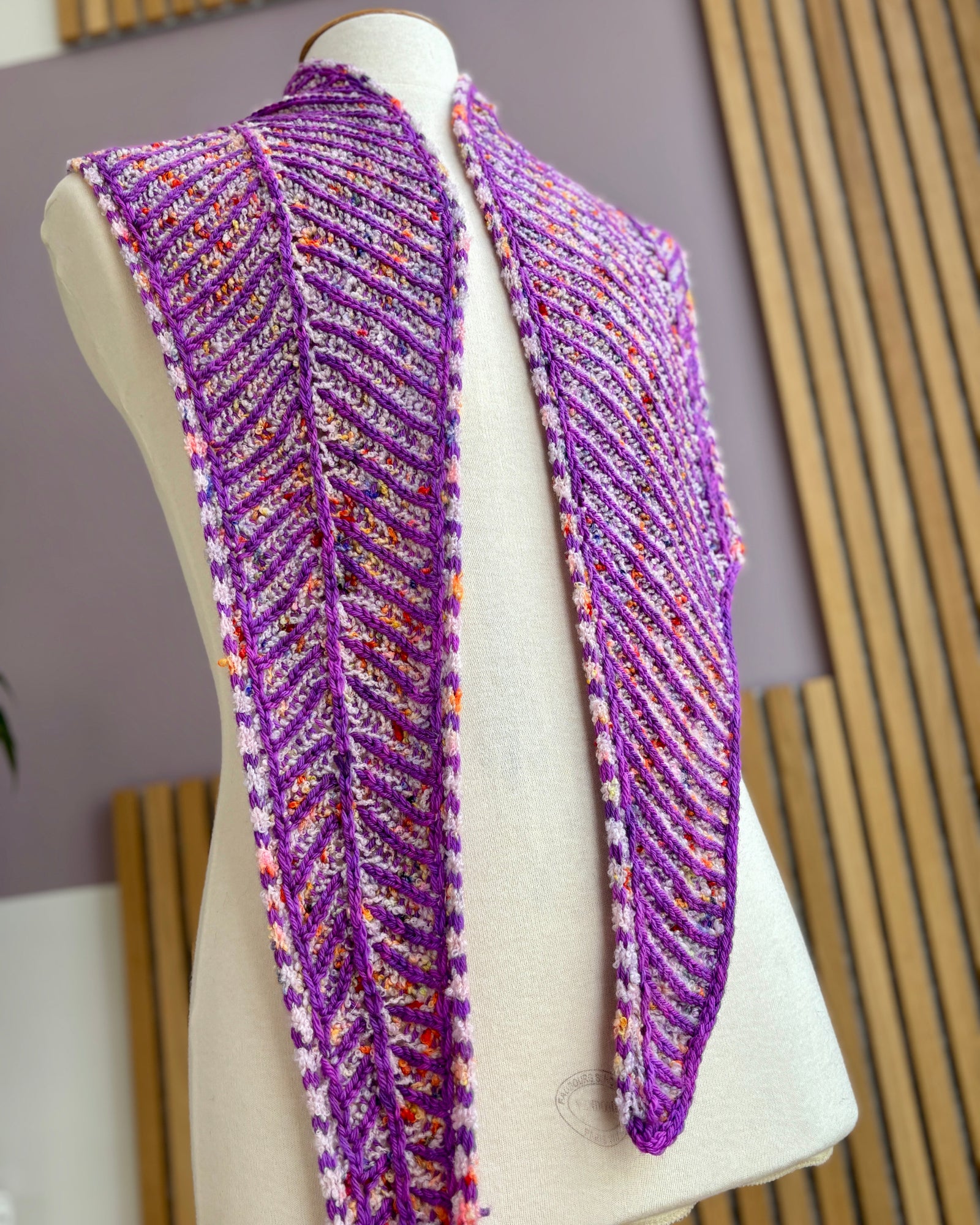 Briochevron Scarflet Pattern