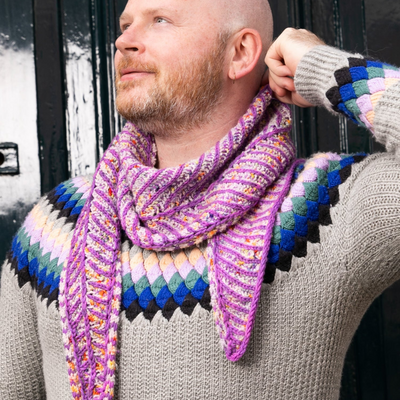 Briochevron Scarflet