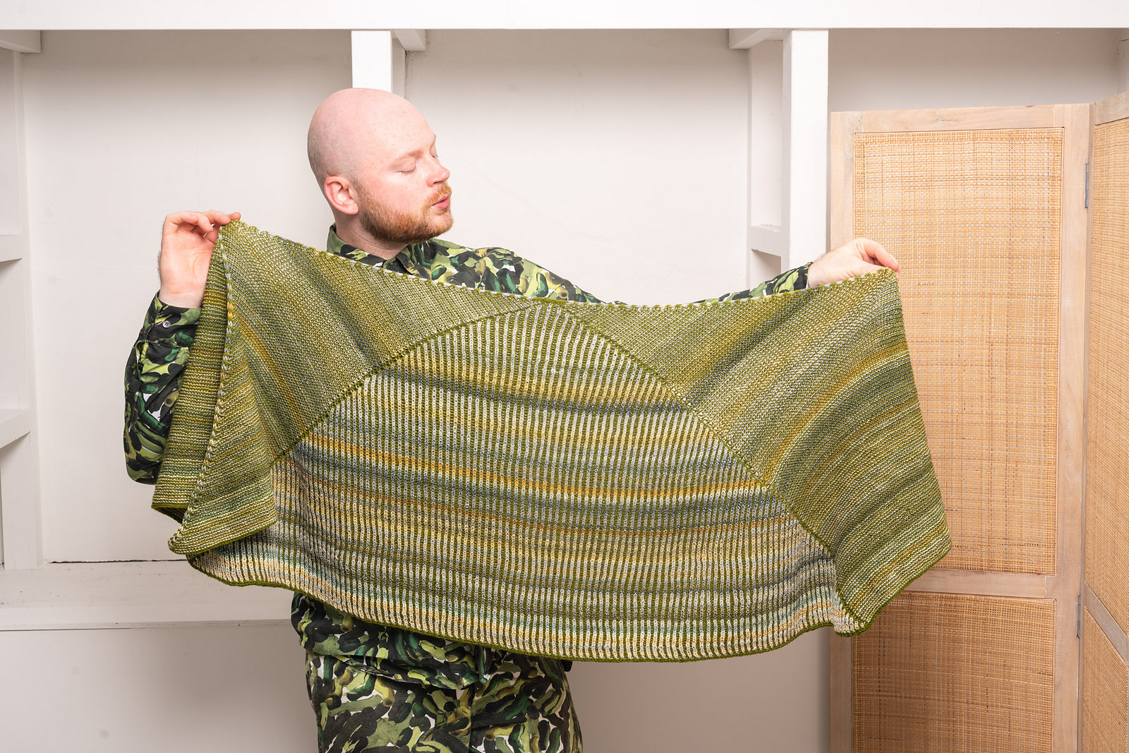 BRIOGARTER SPLIT SHAWL PATTERN